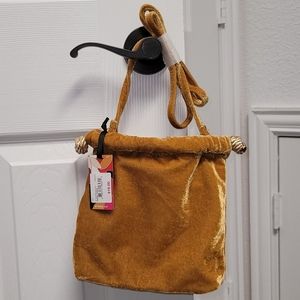 NWT CUTE VELVET GOLD BAG